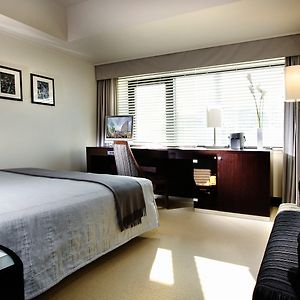 Cozy Twin Room